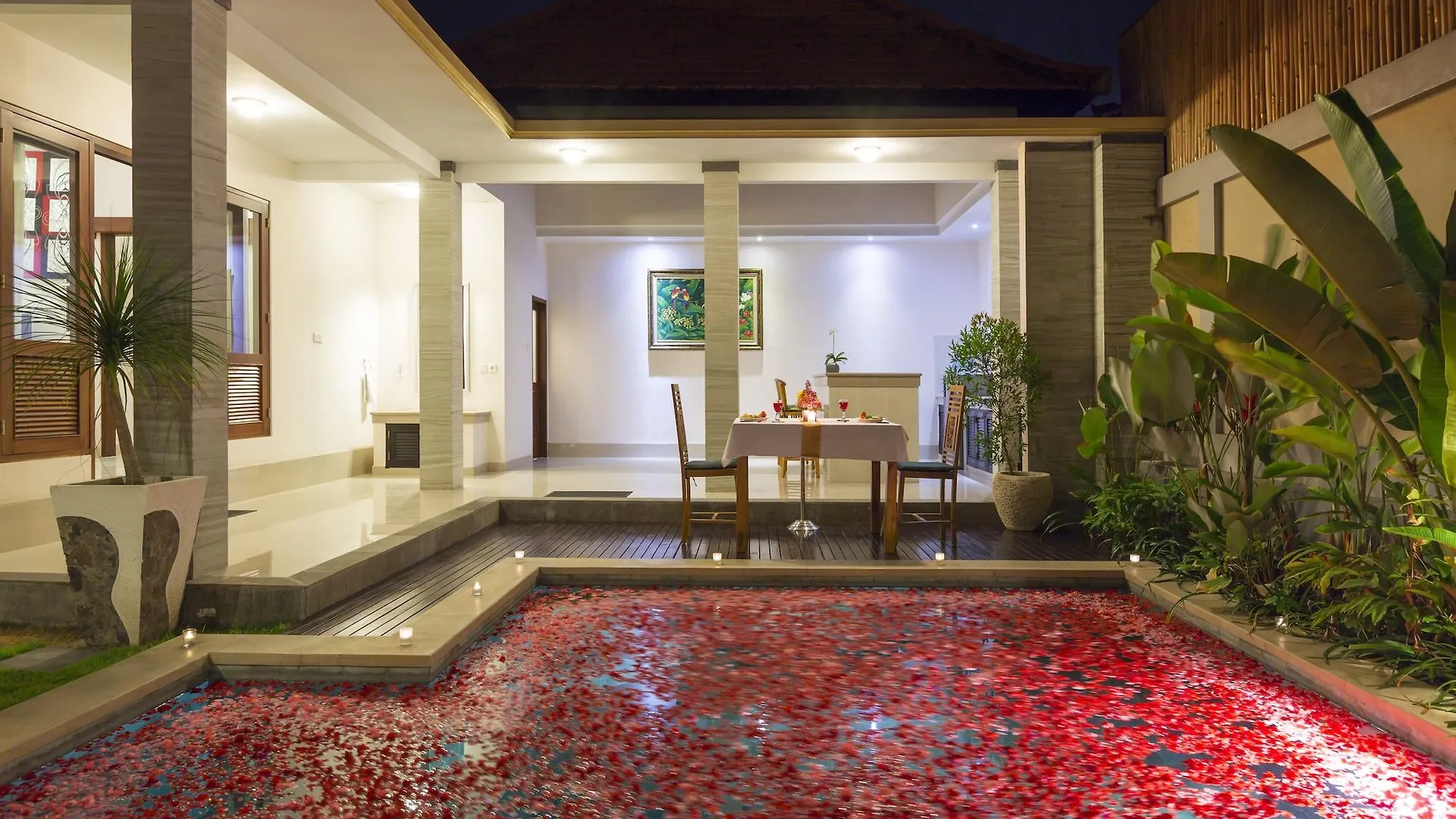Kubal Villa & Restaurant Seminyak 0*,  Indonesië