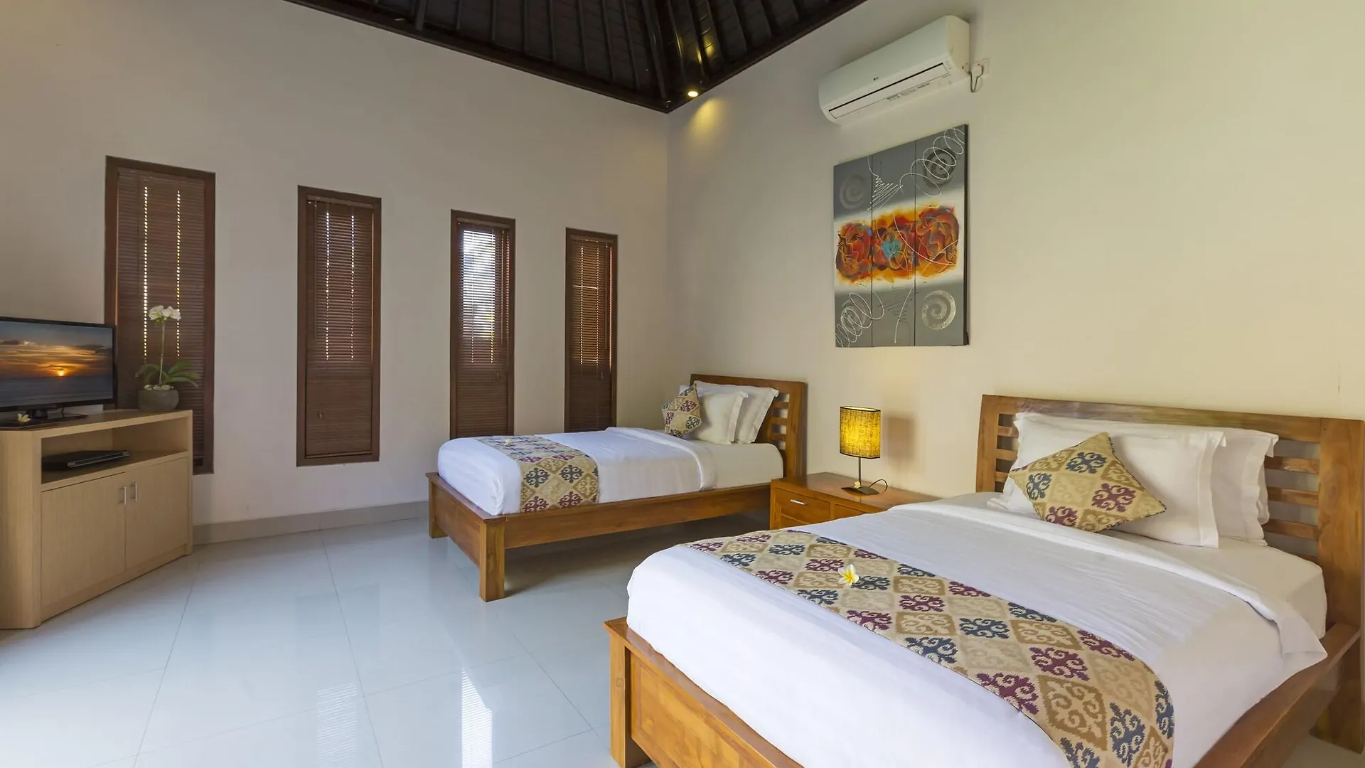 Kubal Villa & Restaurant Seminyak Indonesië