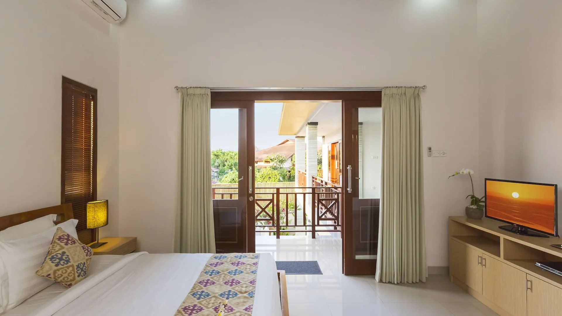 Kubal Villa & Restaurant Seminyak Indonesië