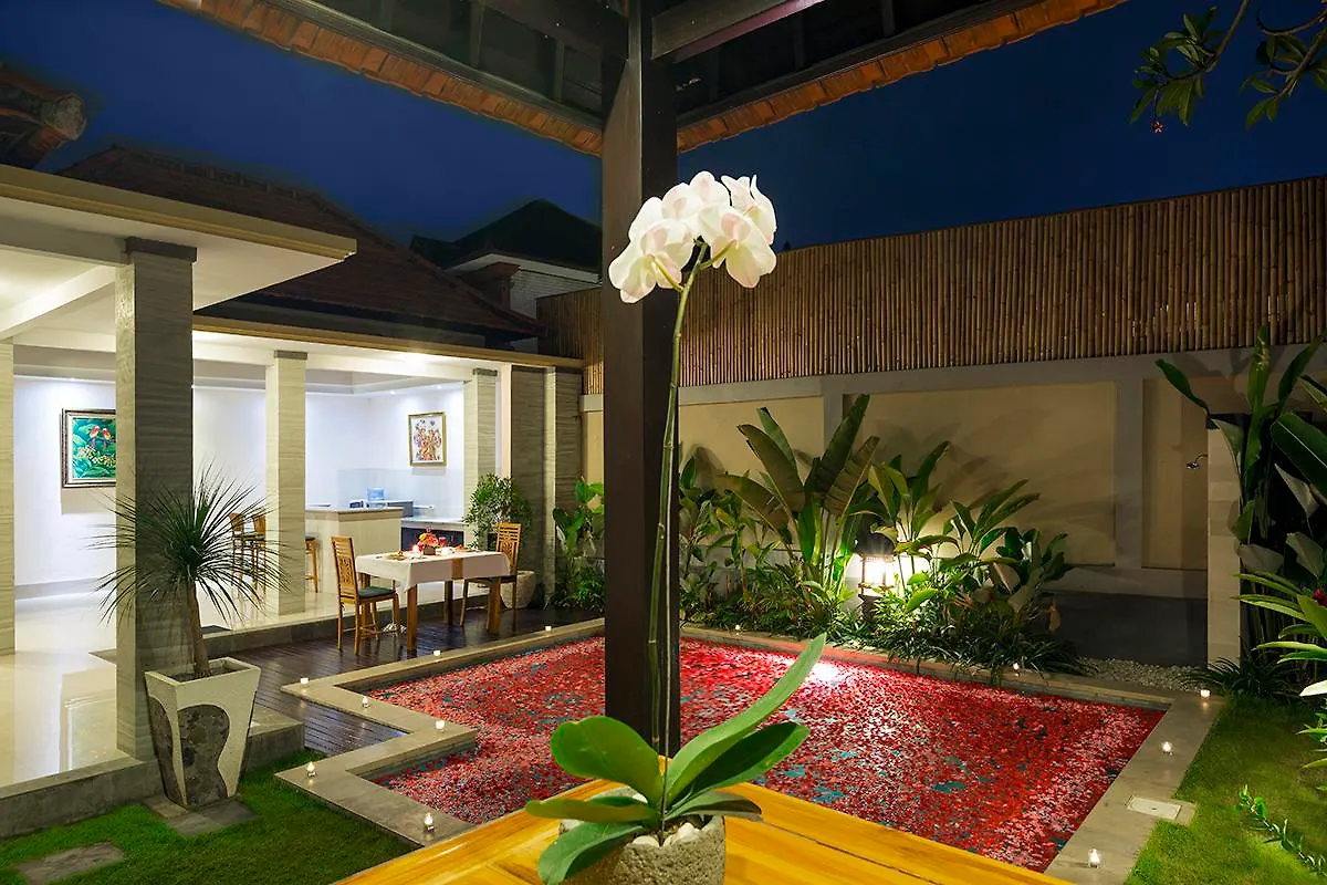 Kubal Villa & Restaurant Seminyak Indonesië