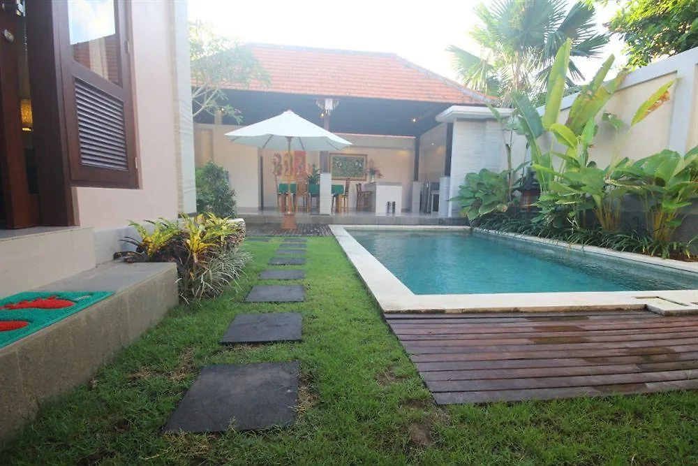 Kubal Villa & Restaurant Seminyak