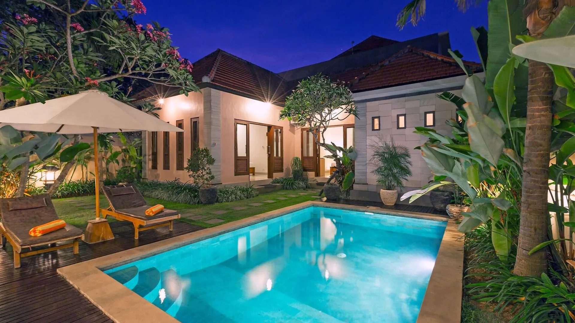 Kubal Villa & Restaurant Seminyak
